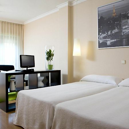 Apartamentos Th La Florida Madrid Cameră foto