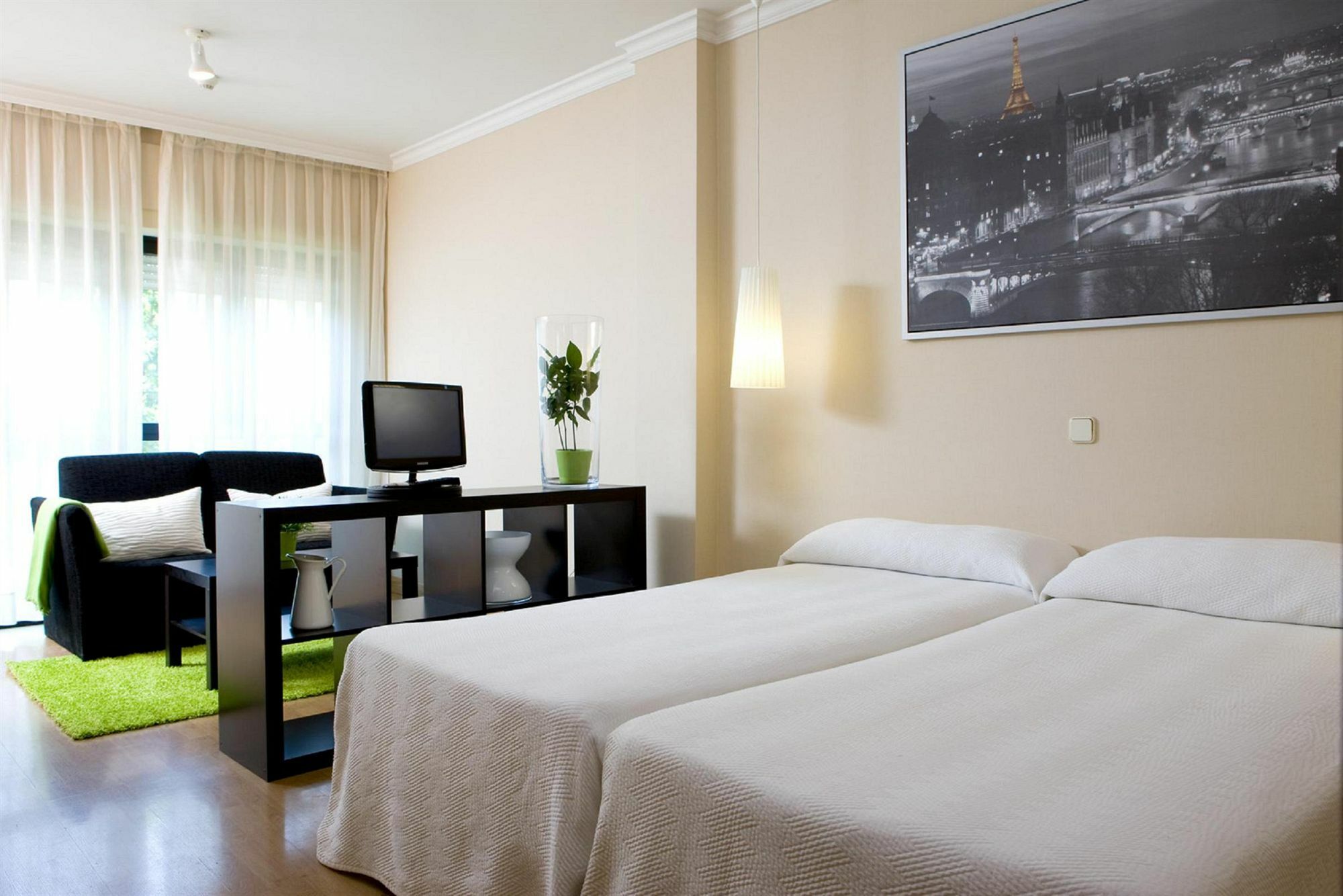 Apartamentos Th La Florida Madrid Cameră foto